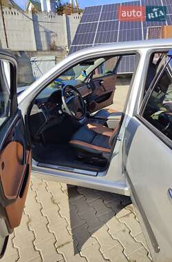 Седан Mercedes-Benz E-Class 2002 в  фото 12 Седан Mercedes-Benz E-Class 2002 в