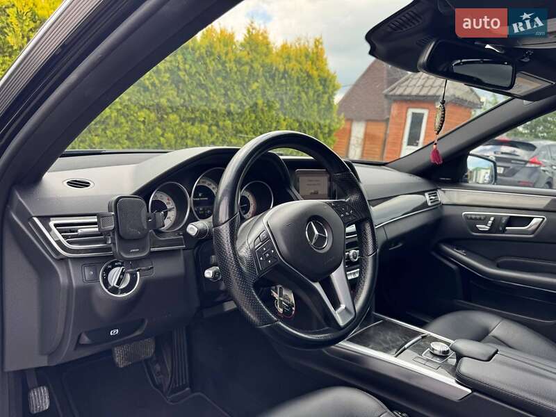 Седан Mercedes-Benz E-Class 2013 в Стрые фото 62 Седан Mercedes-Benz E-Class 2013 в Стрые