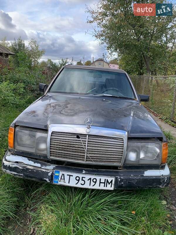 Седан Mercedes-Benz E-Class 1988 в Галиче фото 4 Седан Mercedes-Benz E-Class 1988 в Галиче