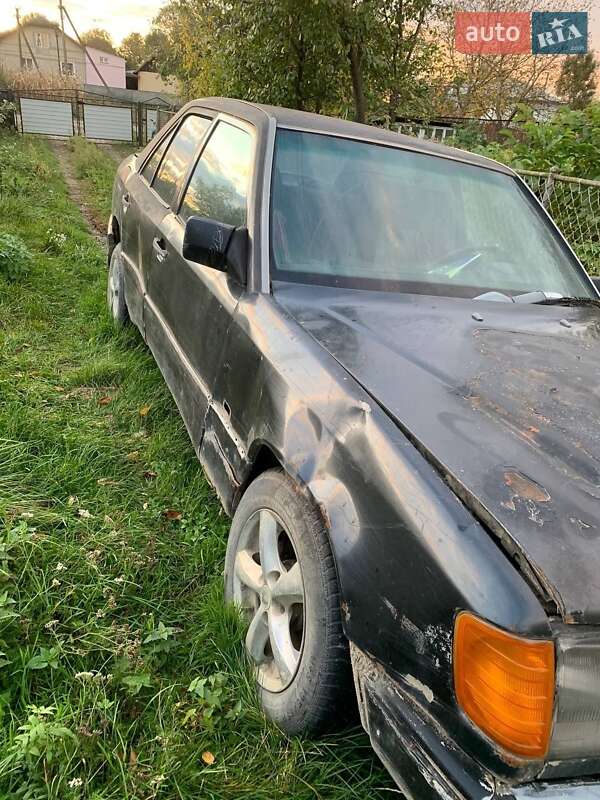 Седан Mercedes-Benz E-Class 1988 в Галиче фото 8 Седан Mercedes-Benz E-Class 1988 в Галиче