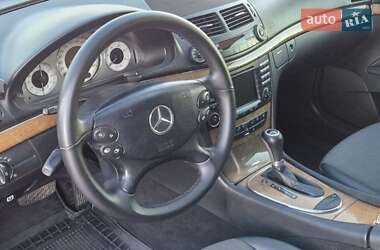 Седан Mercedes-Benz E-Class 2008 в  фото 20 Седан Mercedes-Benz E-Class 2008 в