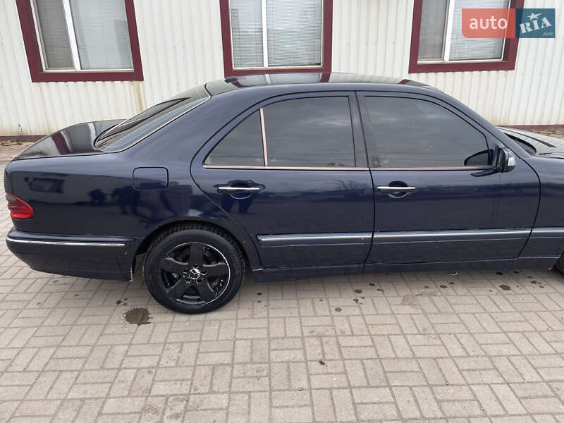 Седан Mercedes-Benz E-Class 2001 в Кривом Роге фото 11 Седан Mercedes-Benz E-Class 2001 в Кривом Роге