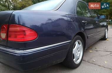 Седан Mercedes-Benz E-Class 1997 в Києві
