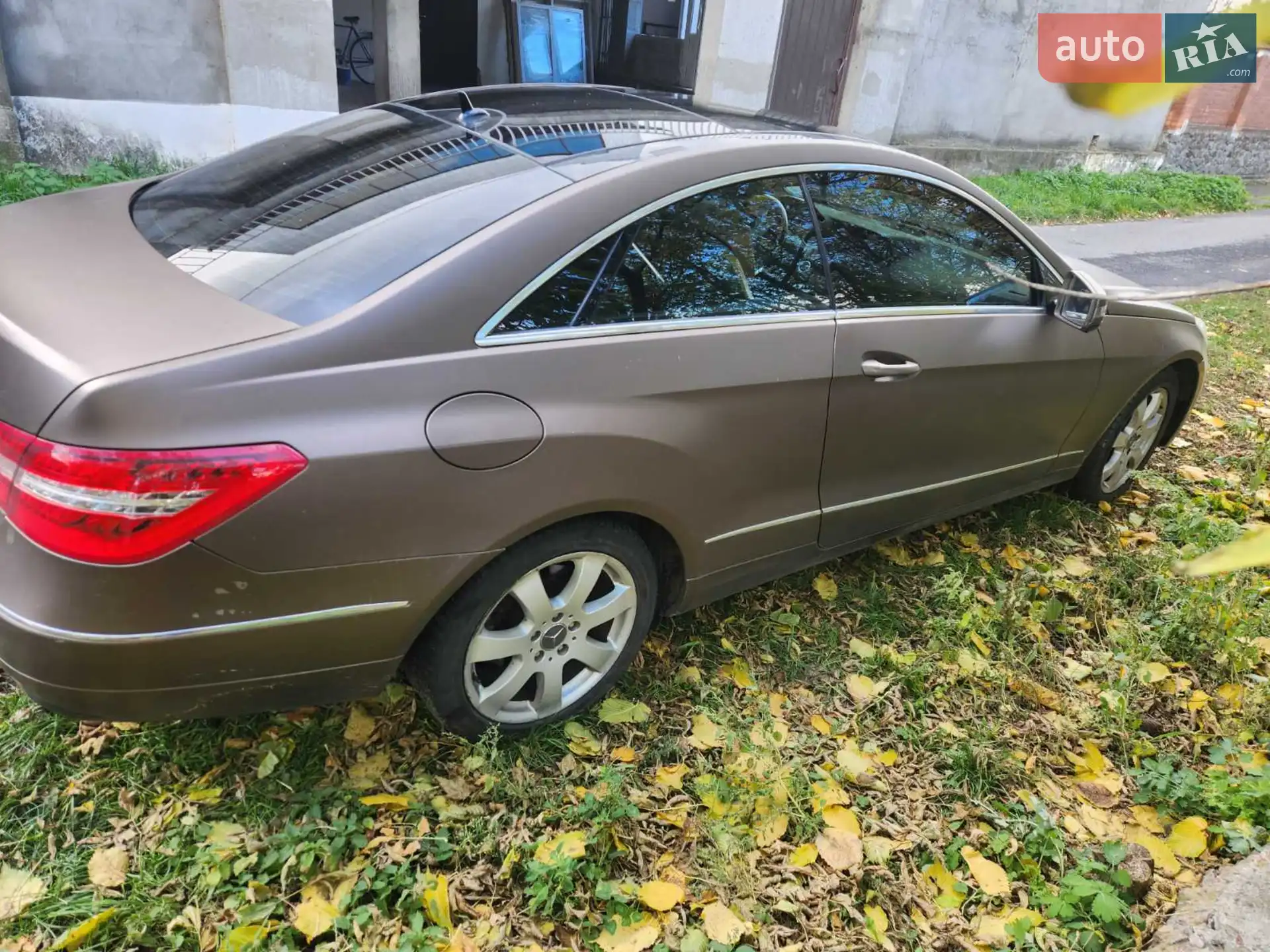 2010 Mercedes-Benz E-klasse - мініатюра 3