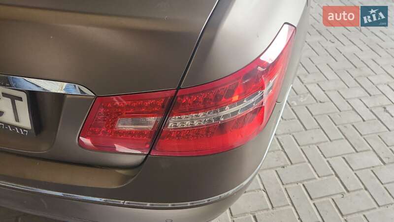 Купе Mercedes-Benz E-Class 2010 в Киеве