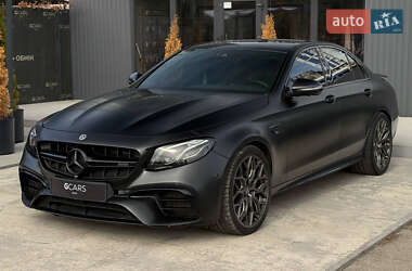Седан Mercedes-Benz E-Class 2019 в 