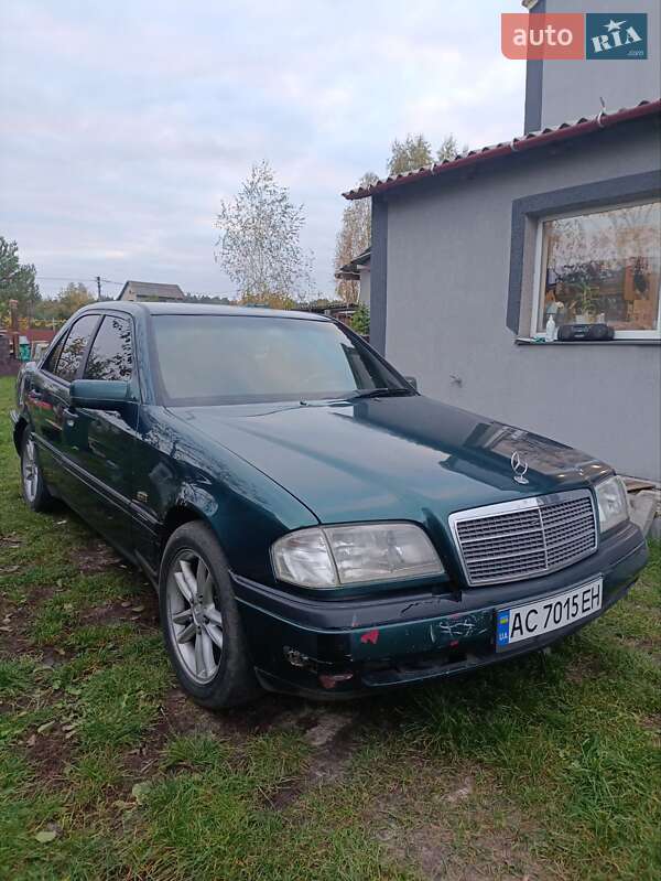 Седан Mercedes-Benz E-Class 1996 в Луцьку фото 3 Седан Mercedes-Benz E-Class 1996 в Луцьку
