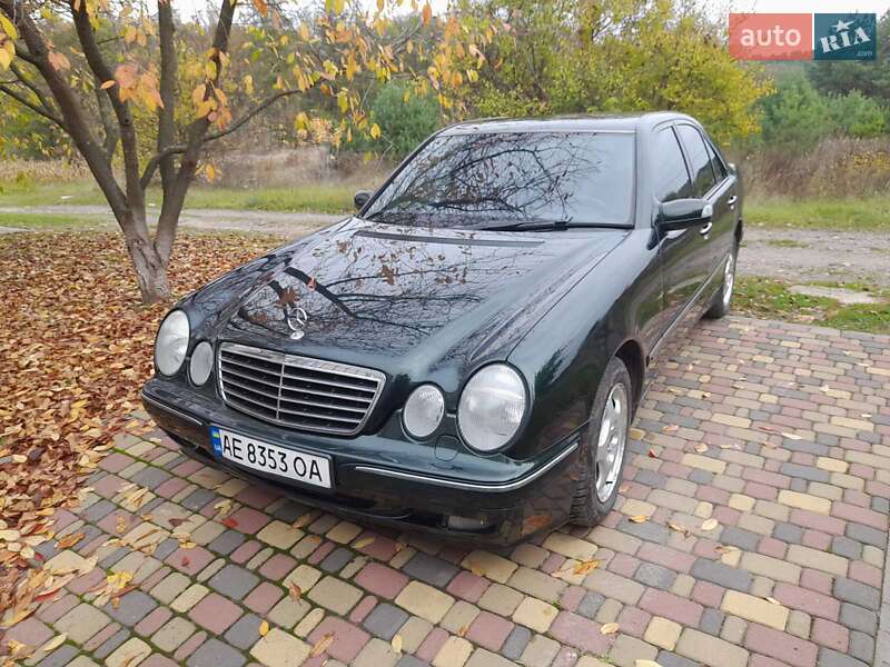 Седан Mercedes-Benz E-Class 2001 в Прилуках фото Седан Mercedes-Benz E-Class 2001 в Прилуках