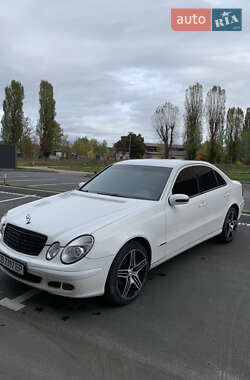Седан Mercedes-Benz E-Class 2004 в Чернигове