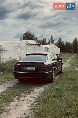 Седан Mercedes-Benz E-Class 2003 в 