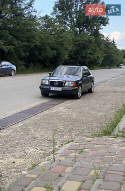 Седан Mercedes-Benz E-Class 1995 в Глыбокой