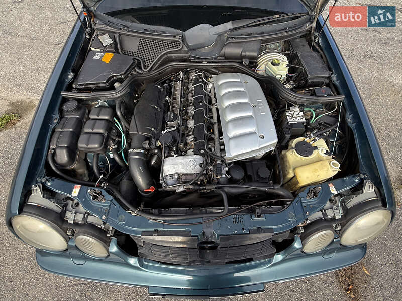 Седан Mercedes-Benz E-Class 2000 в Казатине