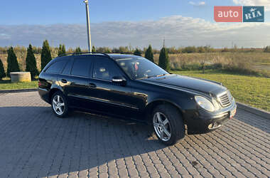 Універсал Mercedes-Benz E-Class 2004 в 