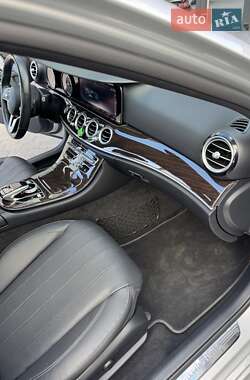 Седан Mercedes-Benz E-Class 2019 в 