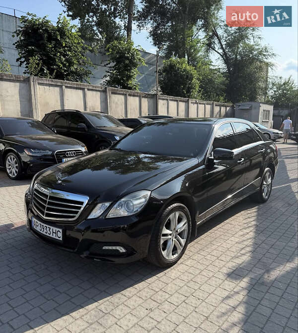Седан Mercedes-Benz E-Class 2009 в Запорожье