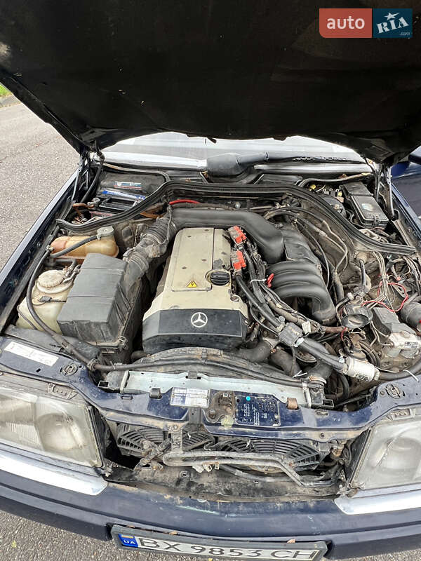 Седан Mercedes-Benz E-Class 1994 в Хмельницком
