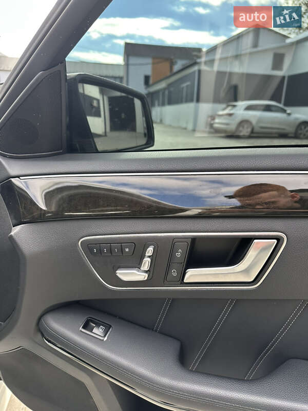 Седан Mercedes-Benz E-Class 2013 в Коломые