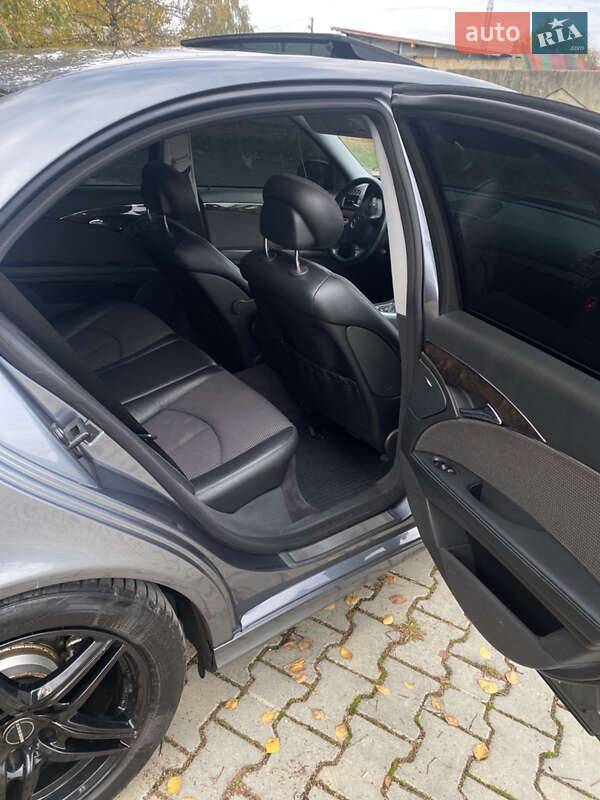 Седан Mercedes-Benz E-Class 2004 в Стрые