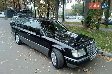 Універсал Mercedes-Benz E-Class 1994 в Вінниці