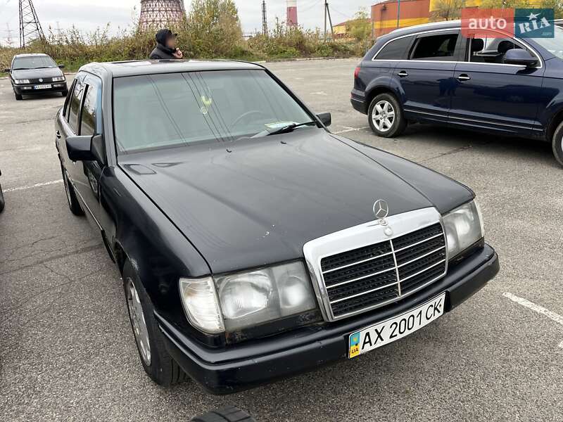 Седан Mercedes-Benz E-Class 1989 в Харькове фото 2 Седан Mercedes-Benz E-Class 1989 в Харькове