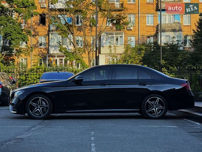 Седан Mercedes-Benz E-Class 2020 в Києві