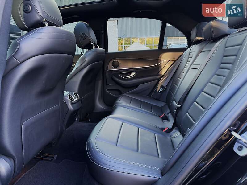 Седан Mercedes-Benz E-Class 2020 в Києві