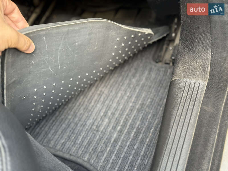 Седан Mercedes-Benz E-Class 2006 в Одесі фото 28 Седан Mercedes-Benz E-Class 2006 в Одесі