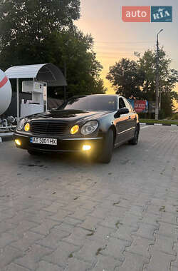 Седан Mercedes-Benz E-Class 2002 в Борщеві