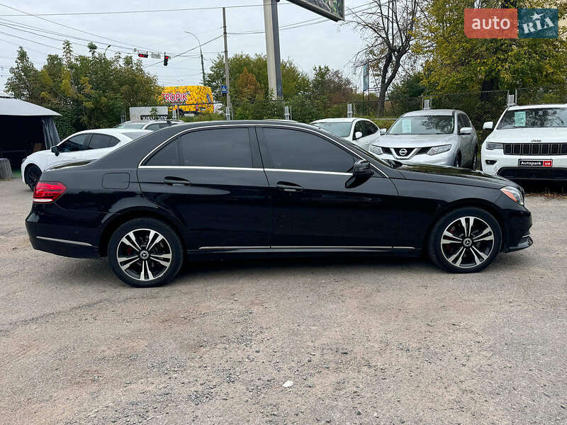 Седан Mercedes-Benz E-Class 2013 в Виннице
