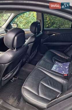 Седан Mercedes-Benz E-Class 2009 в 