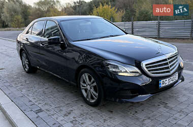Седан Mercedes-Benz E-Class 2015 в 