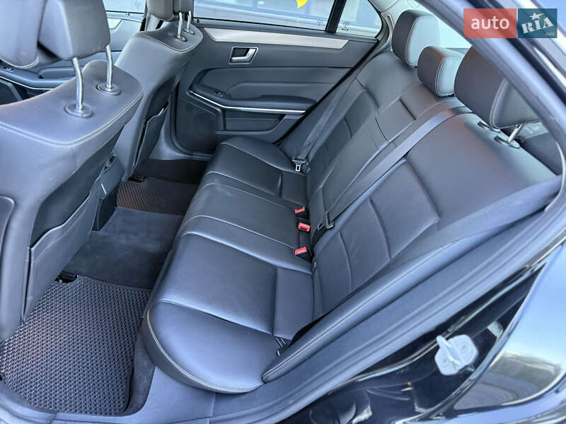 Седан Mercedes-Benz E-Class 2015 в Луцьку