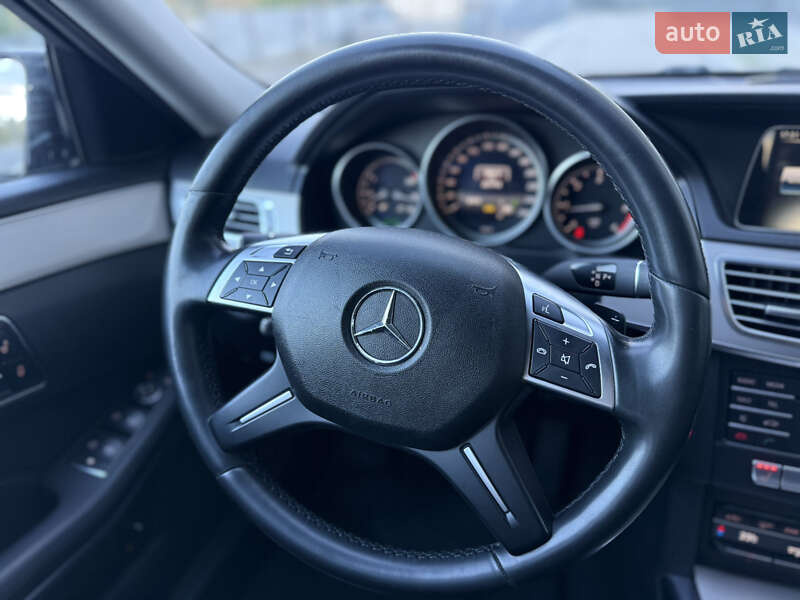 Седан Mercedes-Benz E-Class 2015 в Луцьку