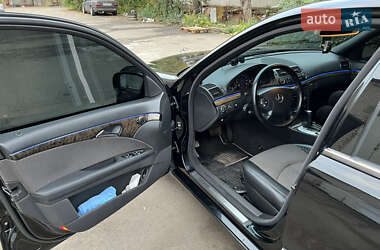 Седан Mercedes-Benz E-Class 2005 в 