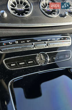 Седан Mercedes-Benz E-Class 2016 в  фото 19 Седан Mercedes-Benz E-Class 2016 в