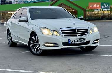 Mercedes-Benz E-Class 2011 Mercedes-Benz E-Class 2011
