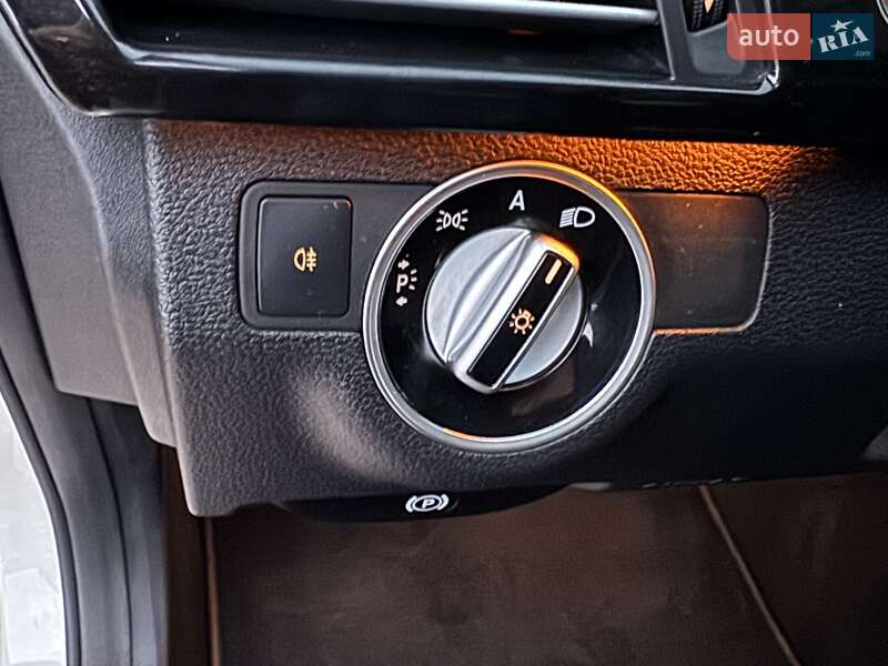 Седан Mercedes-Benz E-Class 2011 в Одессе