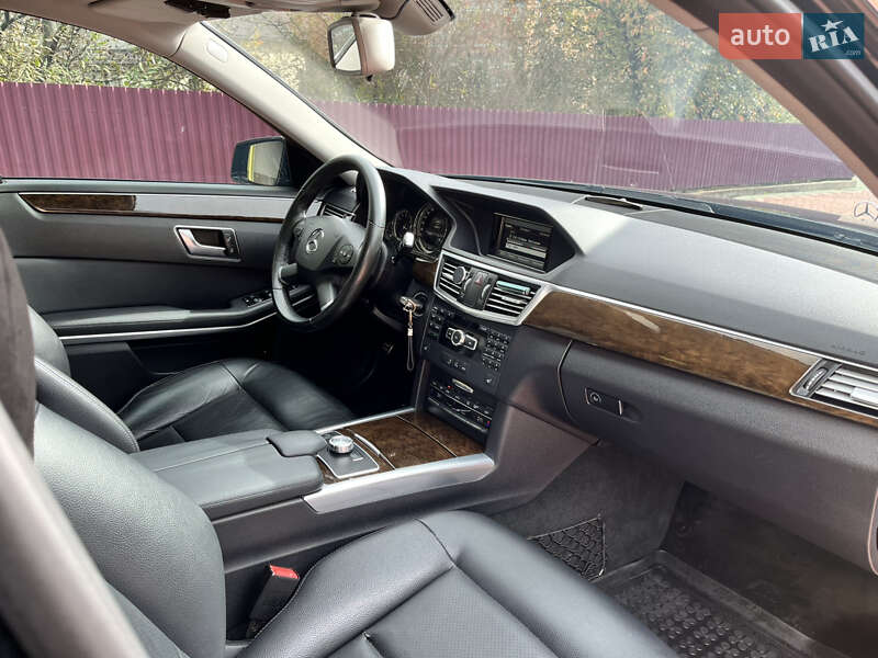 Седан Mercedes-Benz E-Class 2012 в Тячеве фото 83 Седан Mercedes-Benz E-Class 2012 в Тячеве
