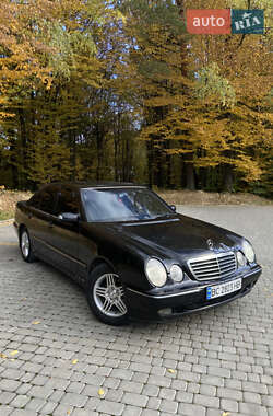 Седан Mercedes-Benz E-Class 2000 в Ивано-Франковске