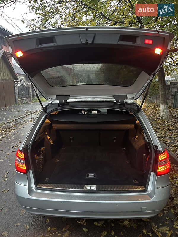 Універсал Mercedes-Benz E-Class 2010 в Рахові фото 6 Універсал Mercedes-Benz E-Class 2010 в Рахові