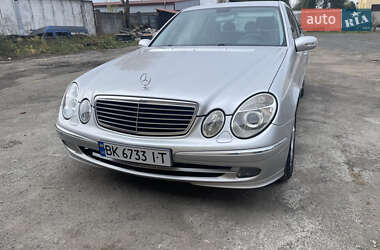 Седан Mercedes-Benz E-Class 2002 в Костополе
