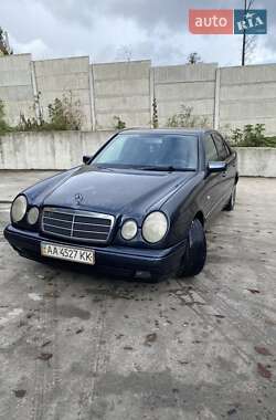 Седан Mercedes-Benz E-Class 1997 в Києві