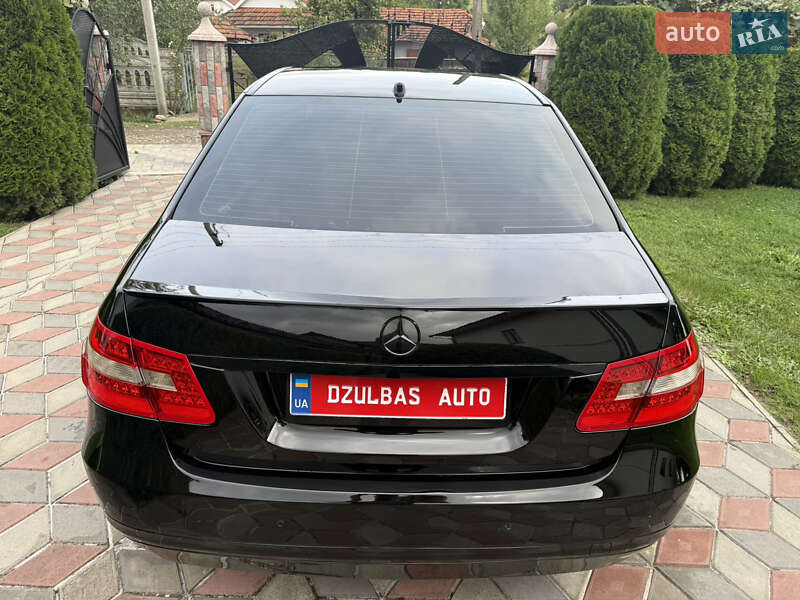 Седан Mercedes-Benz E-Class 2009 в Коломиї