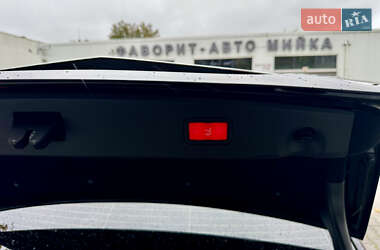 Седан Mercedes-Benz E-Class 2015 в  фото 23 Седан Mercedes-Benz E-Class 2015 в
