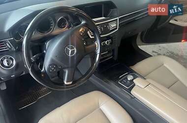 Седан Mercedes-Benz E-Class 2012 в 