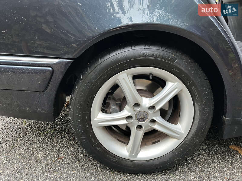 Седан Mercedes-Benz E-Class 1998 в Киеве