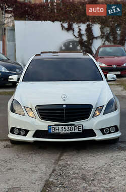 Седан Mercedes-Benz E-Class 2009 в 