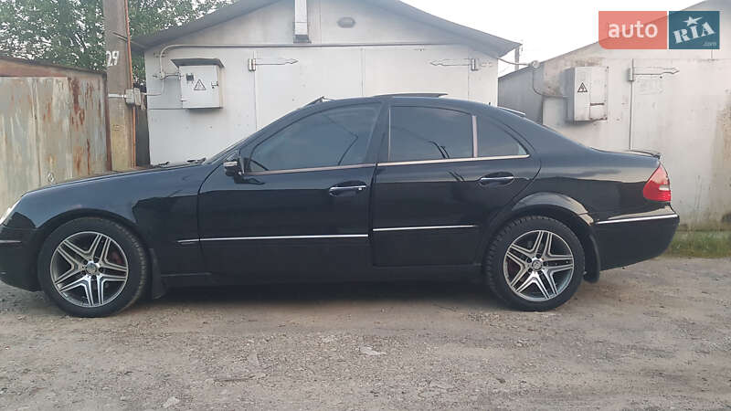 Седан Mercedes-Benz E-Class 2003 в Дрогобыче фото 10 Седан Mercedes-Benz E-Class 2003 в Дрогобыче