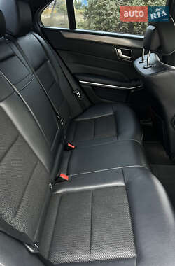 Седан Mercedes-Benz E-Class 2013 в 
