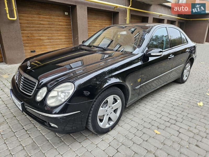 Mercedes-Benz E-Class 2004